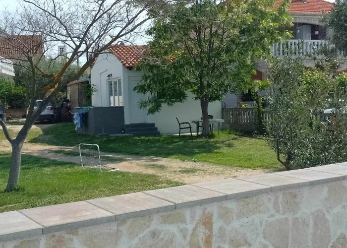 Apartment Sunny Leonela By The Sea *